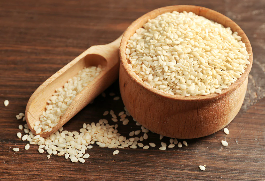 Cleaned Indian sesame seeds exported by GTR International